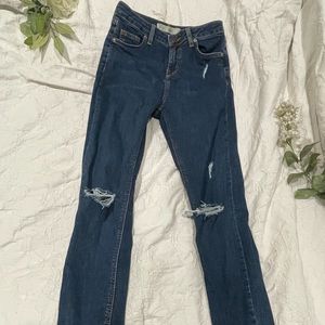 TOPSHOP Ripped High Waisted Blue Moto Jamie Jeans W26L30
